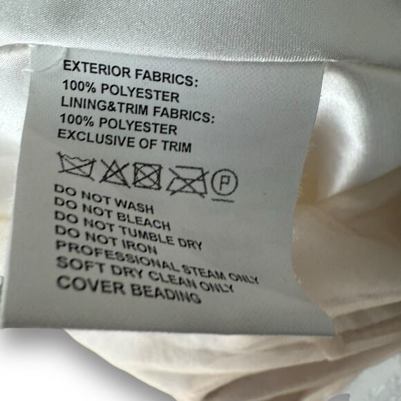 Elegant White Wedding Dress - Picture 8 of 12